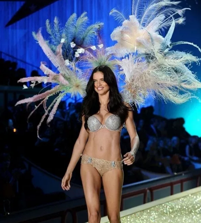 形象設(shè)計(jì)培訓(xùn)班